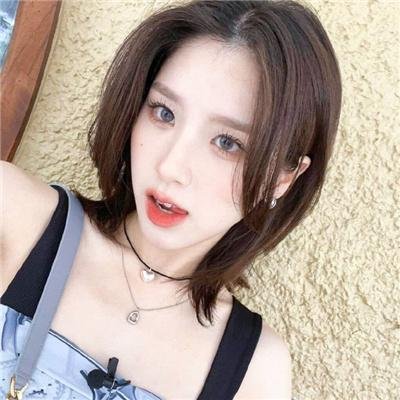 孖胎斗女巫